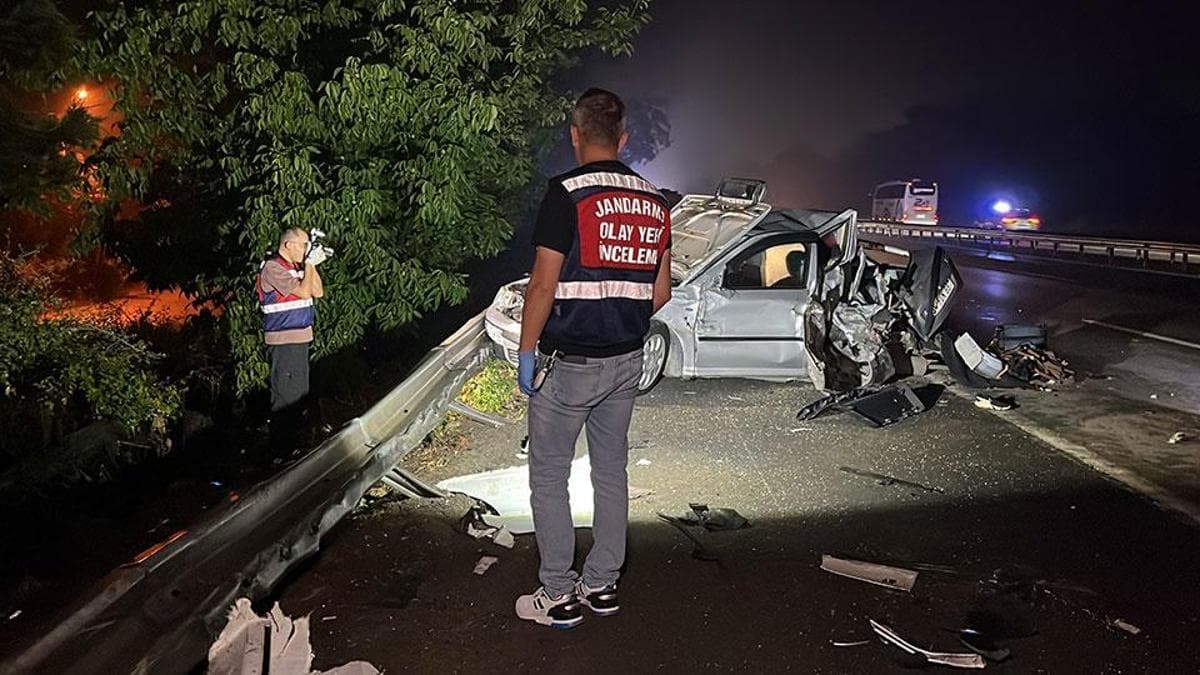 Kocaeli'de Emniyet Şeridinde Kaza: 7 Yaşındaki Çocuk Hayatını Kaybetti