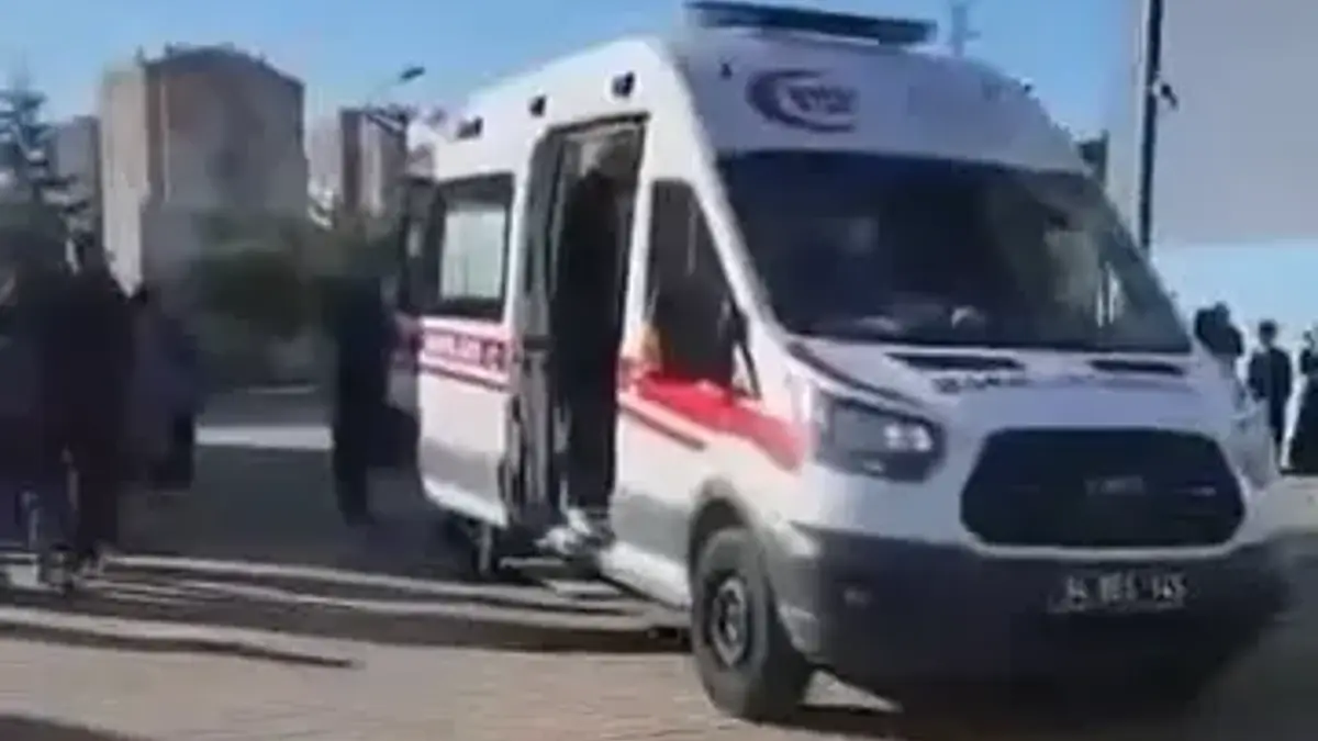 Stabbing Incident at Başakşehir Middle School Injures Eight Students