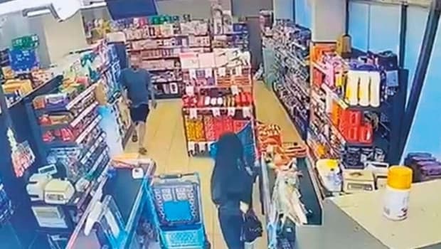 Şiddet Kurbanı Kadın Markette Kurtarıldı