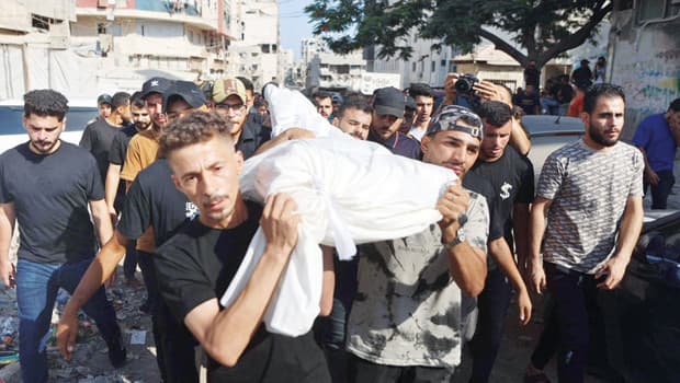 İsrail, Trump'ın Barış Planına Rağmen Gazze'ye Saldırılara Devam Ediyor