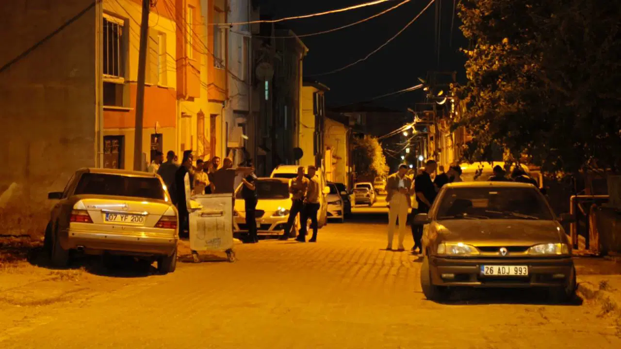 Eskişehir'de İki Aile Arasında Çıkan Kavga: 11 Yaralı