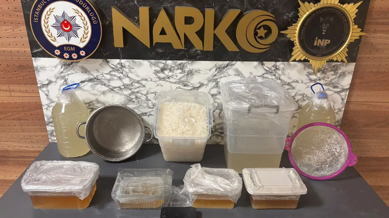 Esenyurt ve Küçükçekmece'de Uyuşturucu Çetelerine Darbe