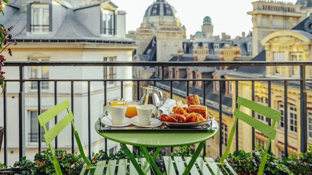 Exploring French Cuisine: From Baguettes to Béchamel