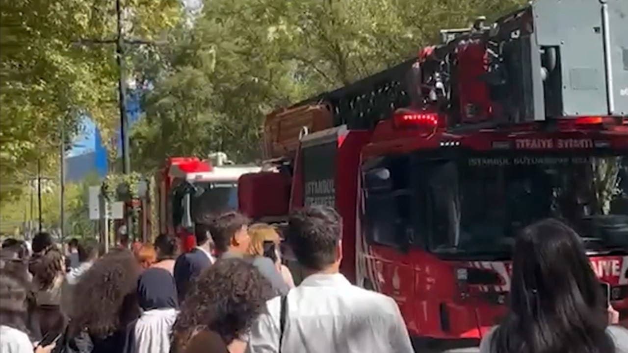 Fire Breaks Out at Istanbul Technical University Fast Food Outlet