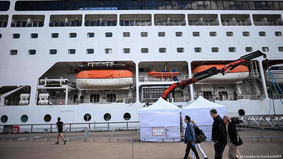 Bordeaux Authorities Enforce Disembarkation Ban on Cruise Ship Amid Stomach Virus Outbreak