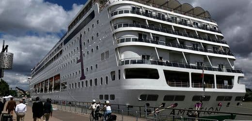 Mystery Gastrointestinal Illness Grounds Cruise Ship 'Ambition' in Bordeaux