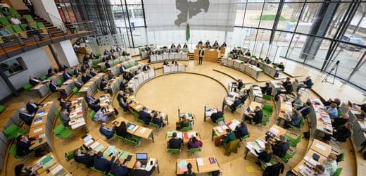 Unexpected Alliance: Greens Secure Majority in Dresden with Support from AfD and BSW