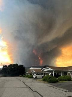 Rapidly Expanding Wildfire in Canada Displaces Thousands