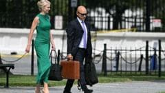 Trump Disburses $45,000 in Cash Gifts to Aides, Records Reveal