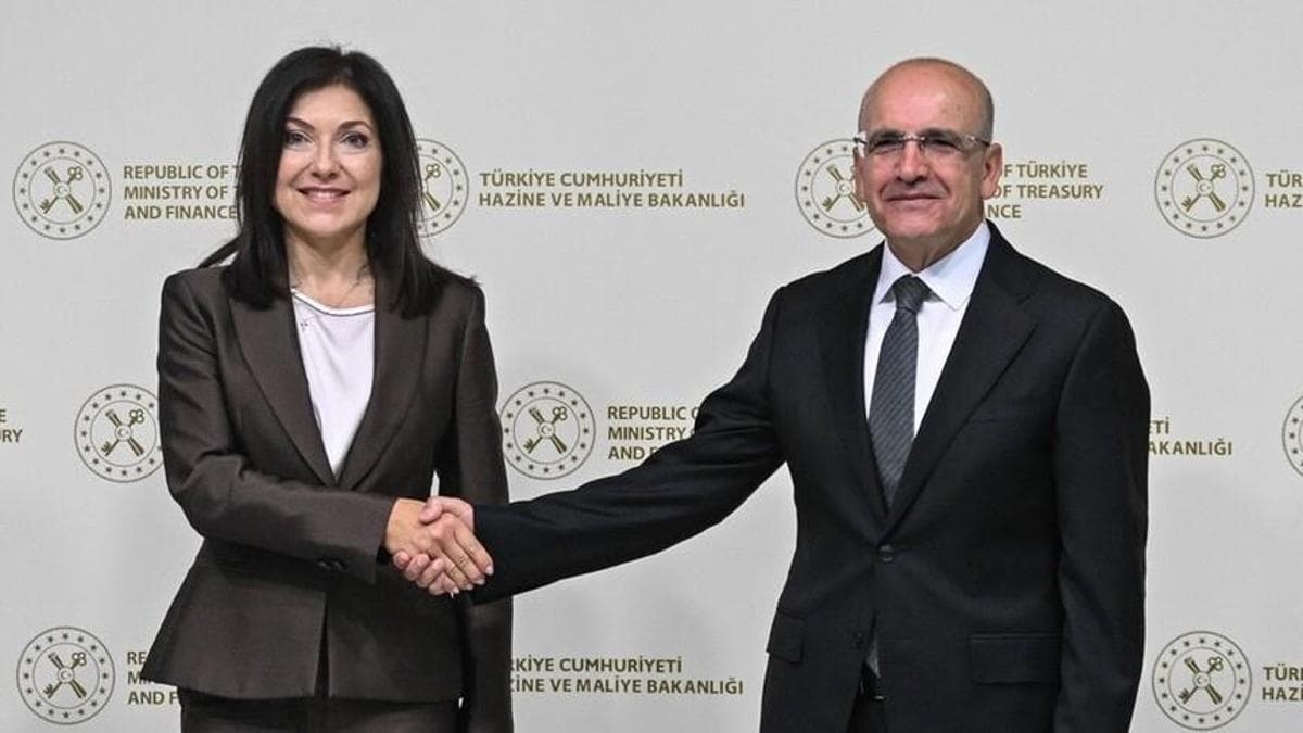 Bakan Şimşek, Almanya'nın Ekonomi ve Enerji Bakanı Reiche ile Temas Kurdu