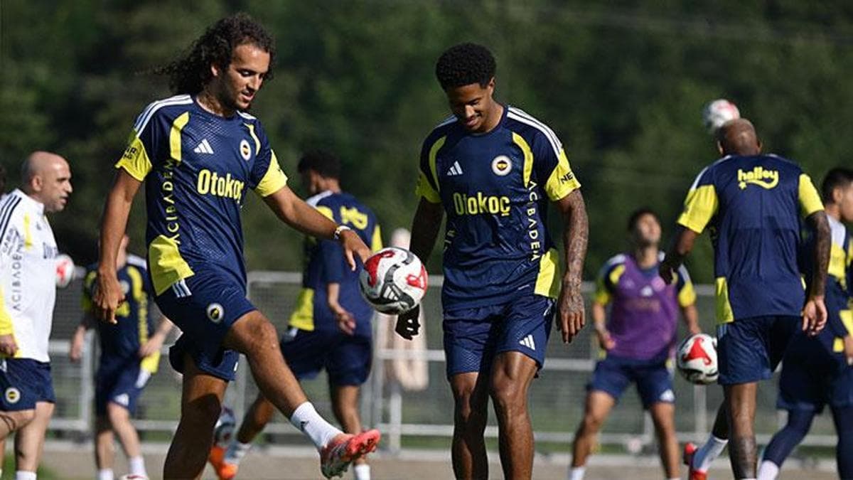 Fenerbahçe Makes Key Decision on Oosterwolde Amid Separation Developments