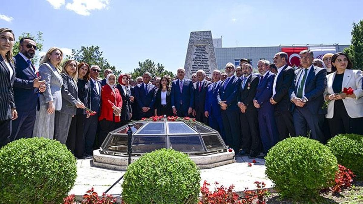 15 Temmuz'un 10. Yıldönümünde Milli Birlik Vurgusu: TBMM'de Anma Töreni