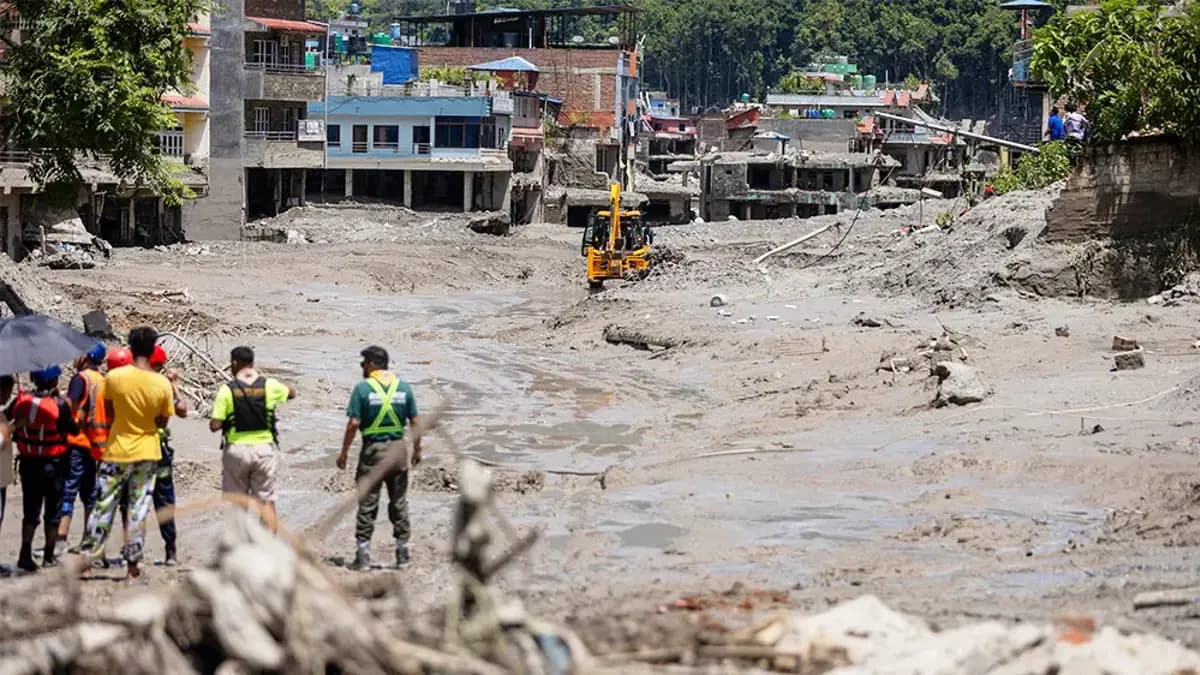 Death Toll Surpasses 1,100 in Devastating Nepal Floods