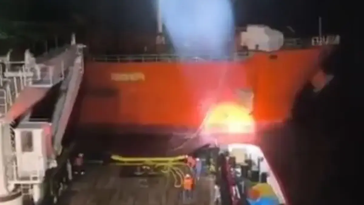 Marmara Adası Açıklarında Petrol Tankeri Tehlikeye Düştü