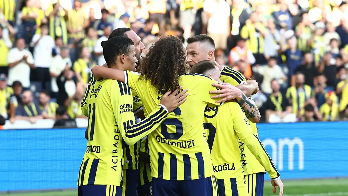 Fenerbahçe Faces Tough Challenge with Eight Matches Ahead