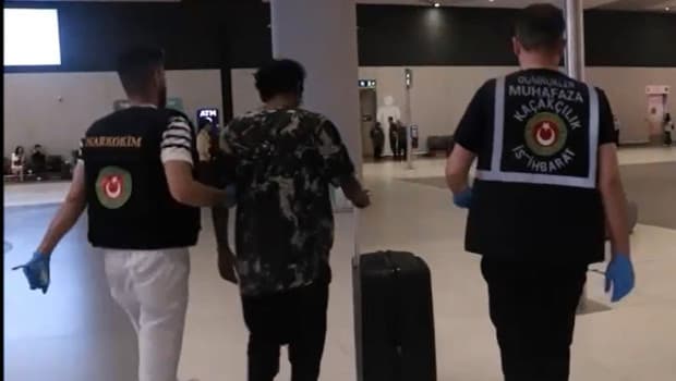 İstanbul Havalimanı'nda 22,5 Kilogram Esrar Yakalandı