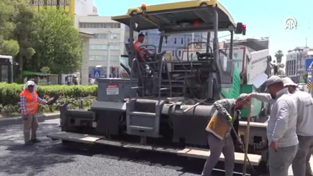 Heatwave Hits Şanlıurfa: Workers Struggle as Temperatures Soar