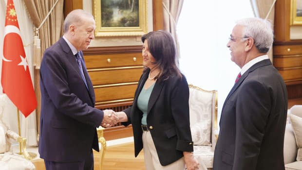 Cumhurbaşkanı Erdoğan, DEM İmralı Heyetiyle Beştepe'de Bir Araya Geldi