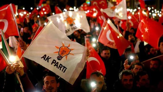İstanbul'daki Anket Sonuçları Açıklandı: AK Parti İl Başkanı Abdullah Özdemir'den Detaylar