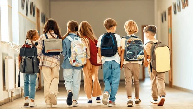 Okul Çantalarının Ağırlığına Dikkat: Uzmanlardan Uyarı