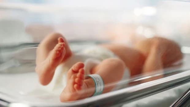Yunanistan'da 22 Yıl Bekleyen Embriyodan Sağlıklı Bebek Doğdu