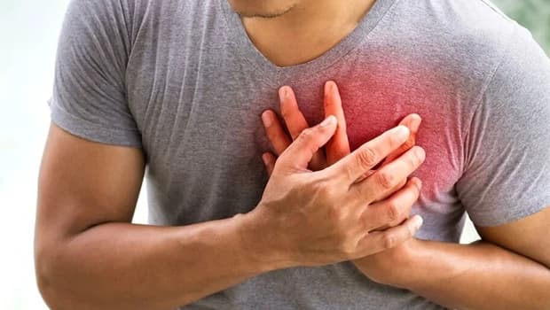 Yellow Deposits Around the Eyes May Signal Heart Attack and Stroke Risks