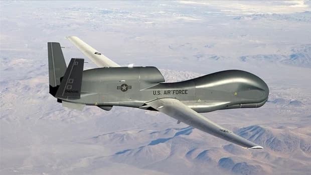 İran, Hürmüz Boğazı'nda Amerikan İHA'sını Düşürdü