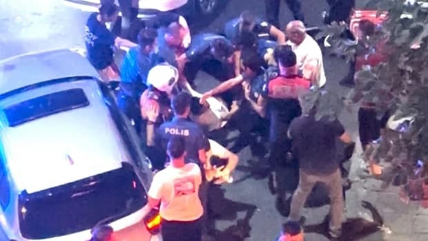 Harassment Incident in Kağıthane Sparks Confrontation: Suspects Apprehended by Police