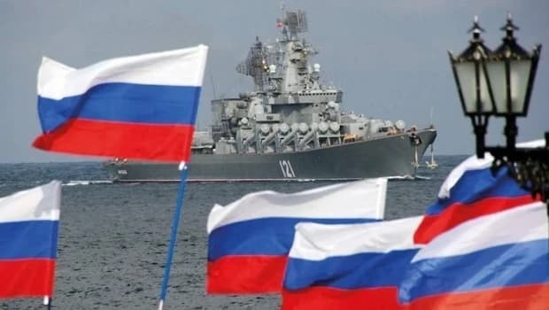 Russia Dismisses Black Sea Ceasefire Initiative Amid Nuclear Threats from Putin