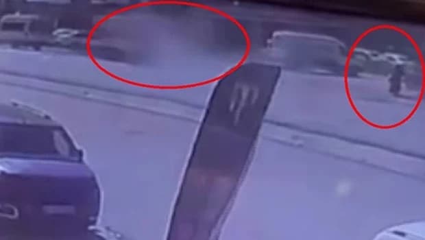Narrow Escape: Woman Almost Hit by Out-of-Control Van in Hatay