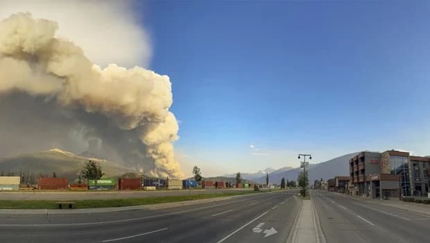 Fire Erupts at Canadian Military Base in Alberta: Casualties Reported
