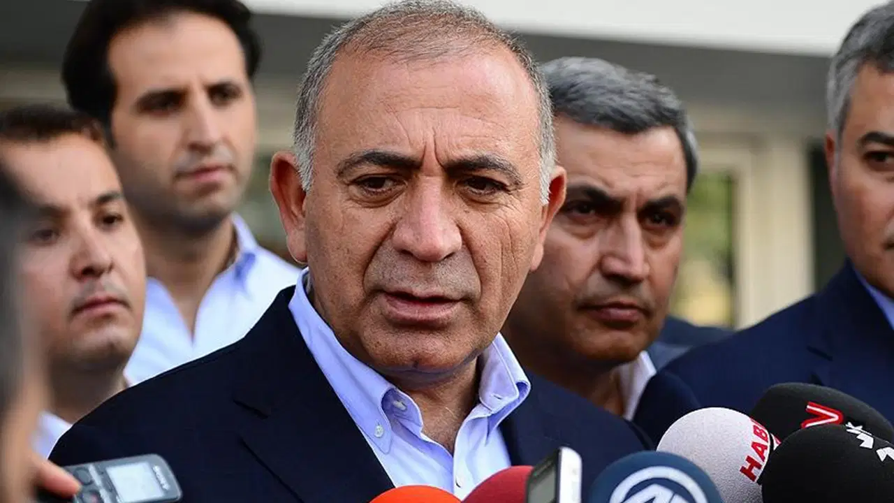 Gursel Tekin Sparks Controversy with Mixed-Up Social Media Accounts