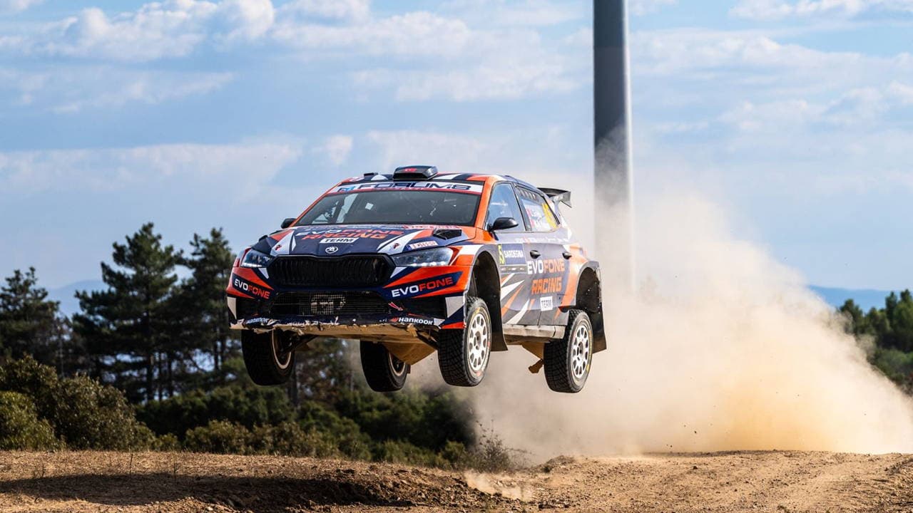 Uğur Soylu, WRC Masters Cup'ta Dünya Üçüncüsü Olmayı Başardı
