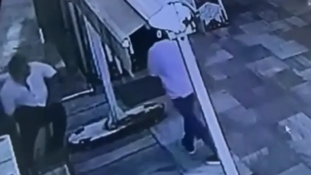 Thieves Steal Bag Filled with Money During Ablution at Istanbul Mosque
