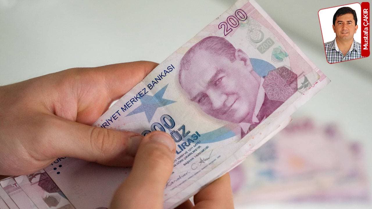 Inflation Continues to Slash Workers' Earnings: Unions Unite for Additional Wage Increase