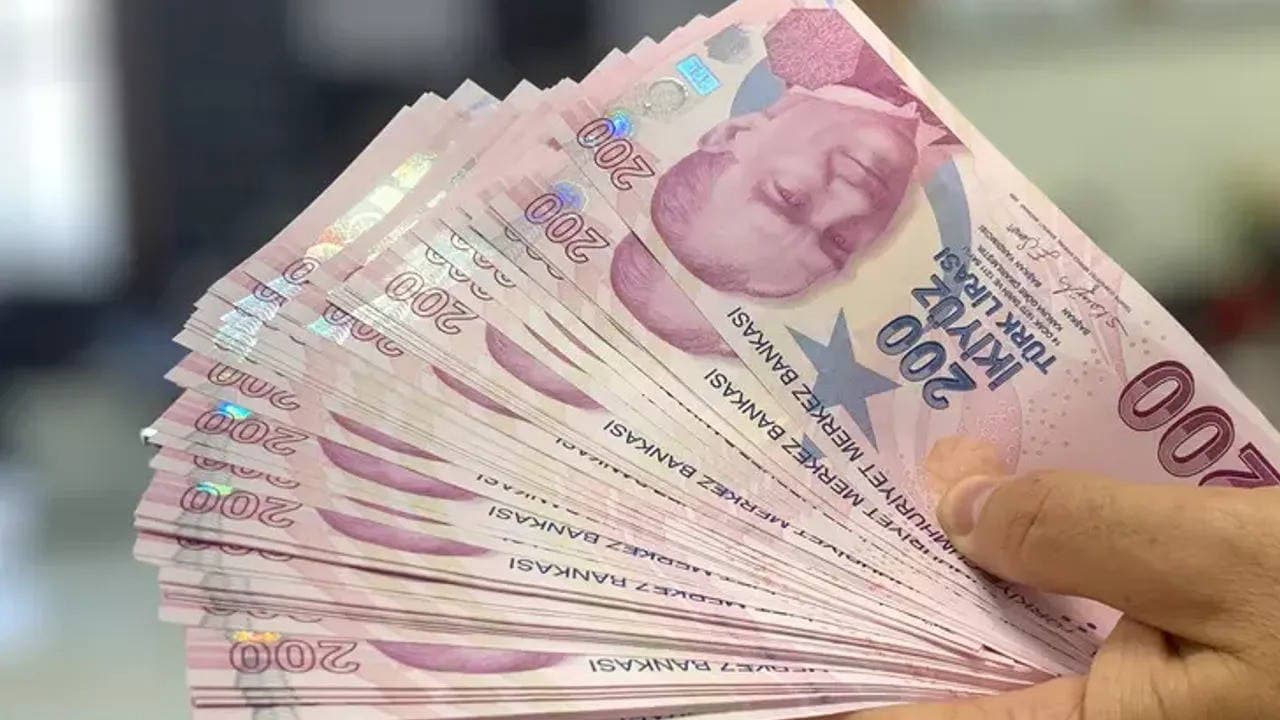 Projected Salary Increases for Retirees and Civil Servants in January 2027