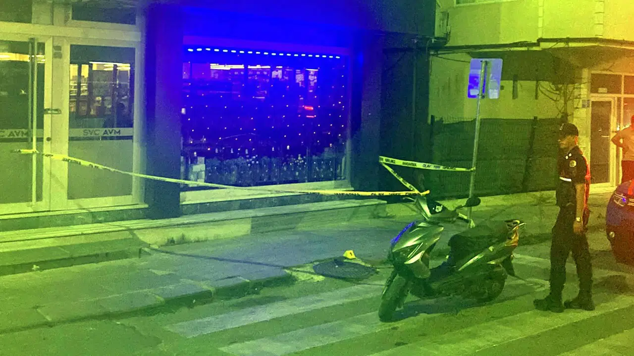 Tragic Incident in Tekirdağ: Two-Year-Old Falls from Fifth Floor Window