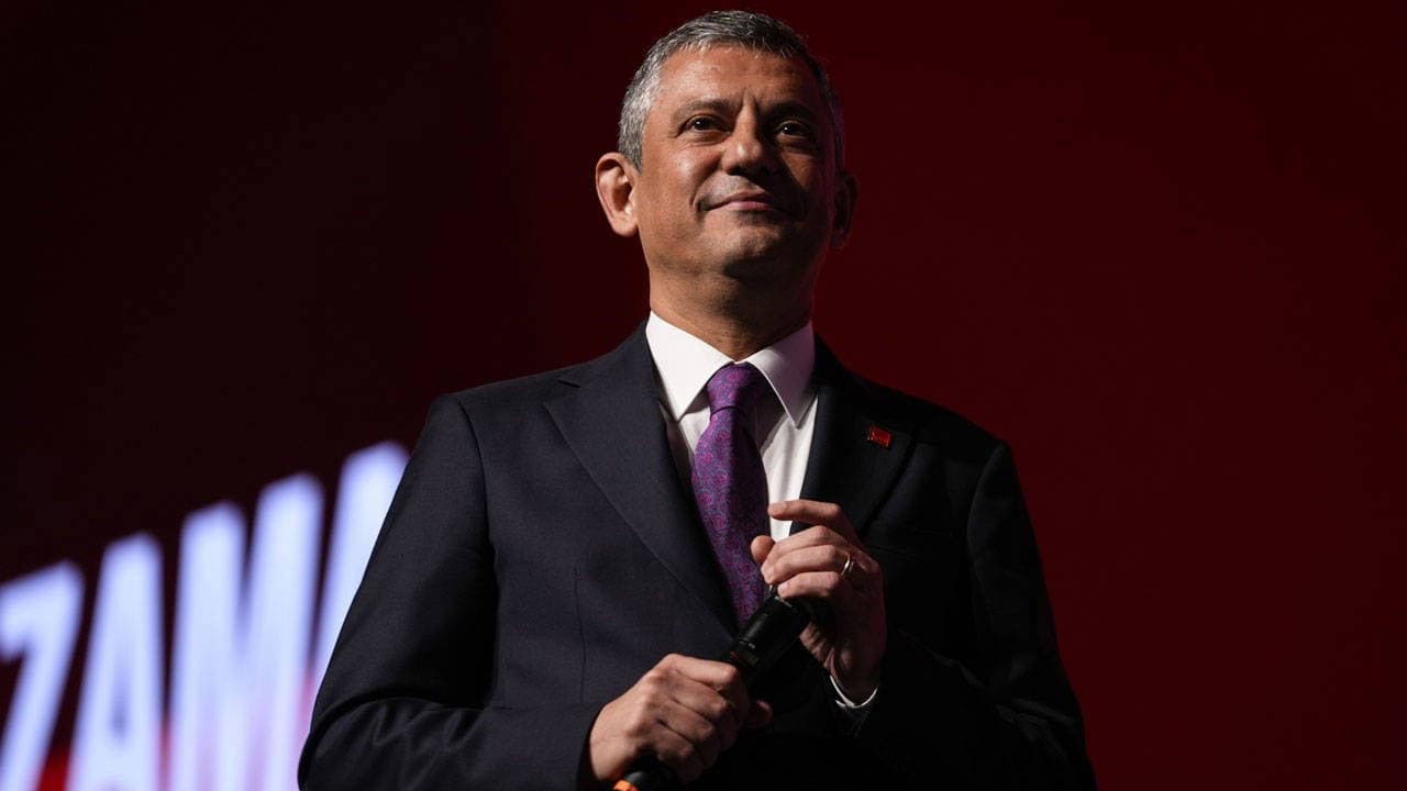 CHP Parti Meclisi Üyeleri İstifa Etti: Olağanüstü Kurultay Yolda