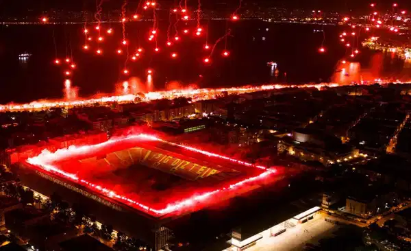Göztepe Celebrates 101st Anniversary with a Spectacular Torchlight Event
