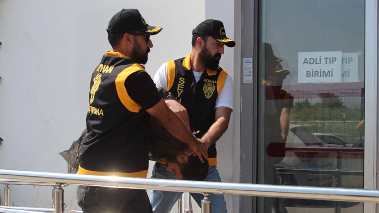 Adana'da Bıçaklı Saldırı: Zanlı 'Heyecanlandım, Aniden Saldırdım' Dedi
