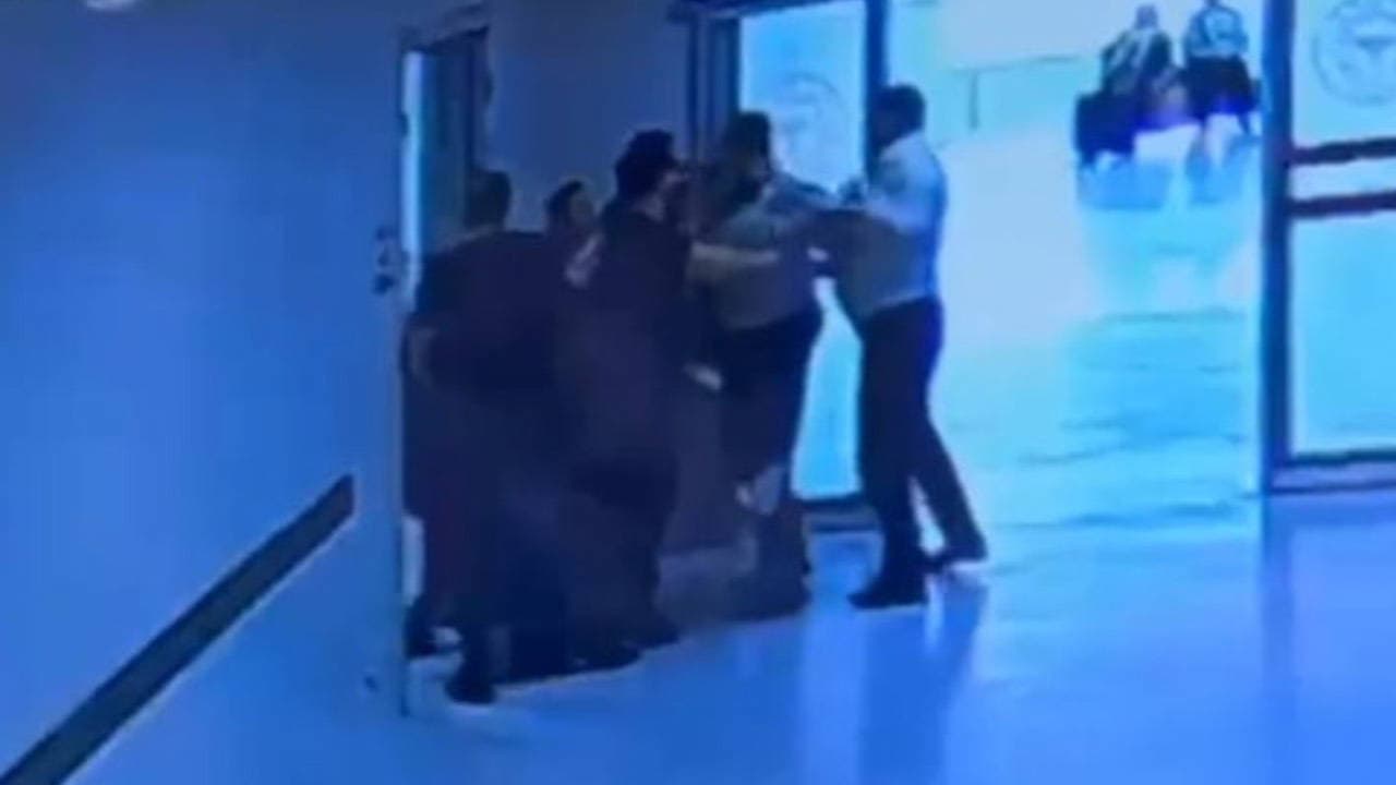 Patient's Relative Assaults Cardiologist During Angiography in Hatay