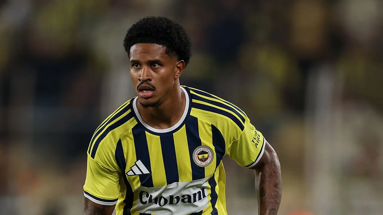 Fenerbahçe'de Jayden Oosterwolde ile İlgili Yeni Gelişmeler
