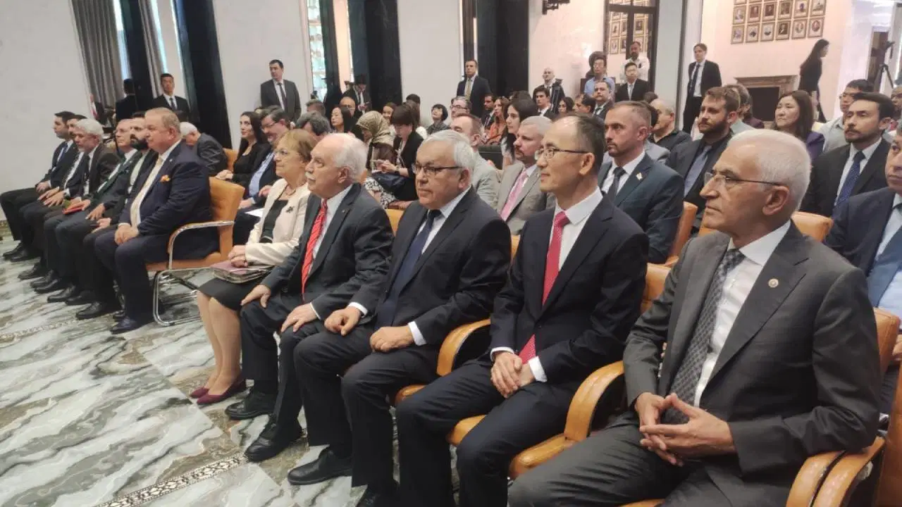 Russia and China Celebrate Partnership at Event in Ankara: 'We Are a Stabilizing Force in the World'