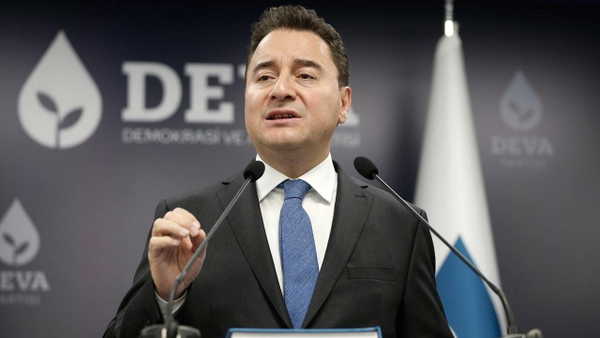 Ali Babacan'dan Çerçeve Yasa Üzerine Eleştiriler