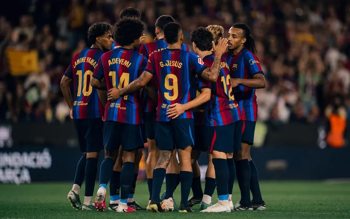 Galatasaray Fans Overwhelm Barcelona's Turkish Social Media Account