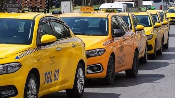 Ukrainian Drone Strikes Impact Taxi Drivers in Istanbul