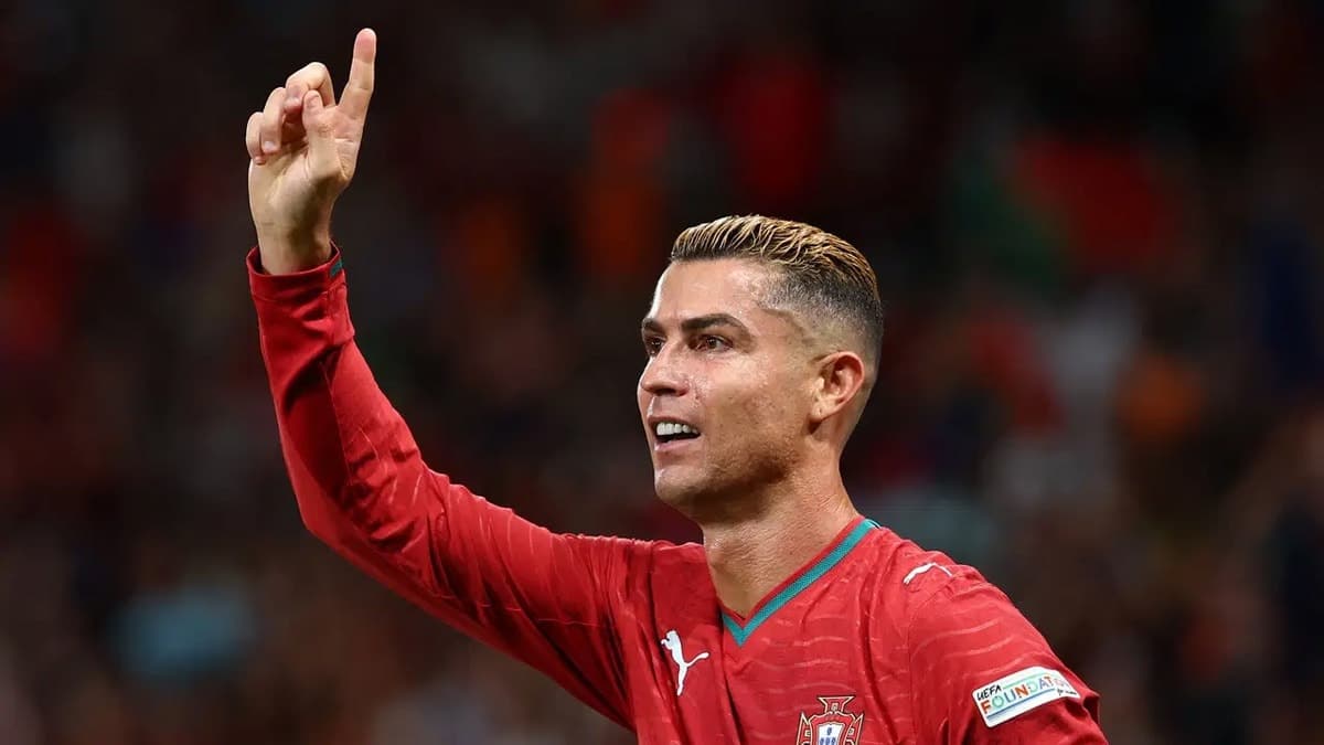 Ronaldo Declares Himself the Greatest of All Time