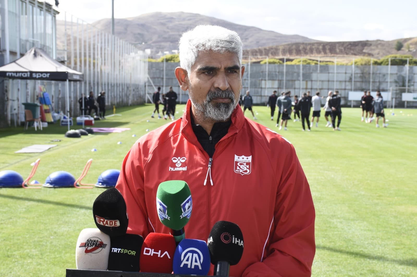 İsmet Taşdemir: 'Türkiye'de Futbolun Durumu İçler Acısı'