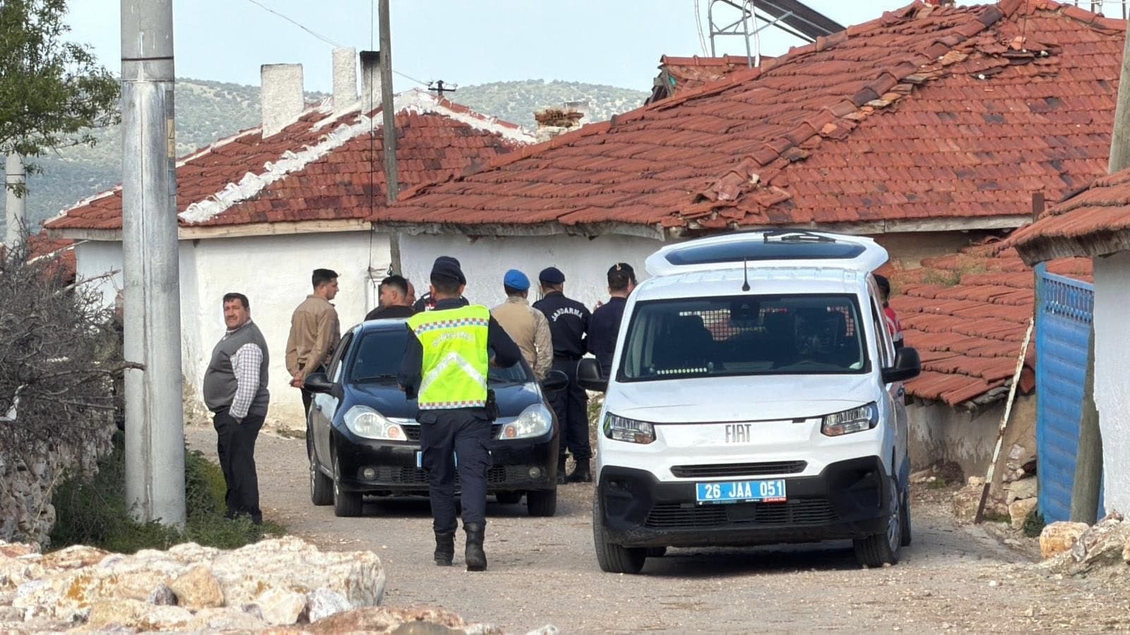 Arazi Tartışması Kanlı Sonuçlandı: Amca Öldürüldü, Kuzen Yaralandı