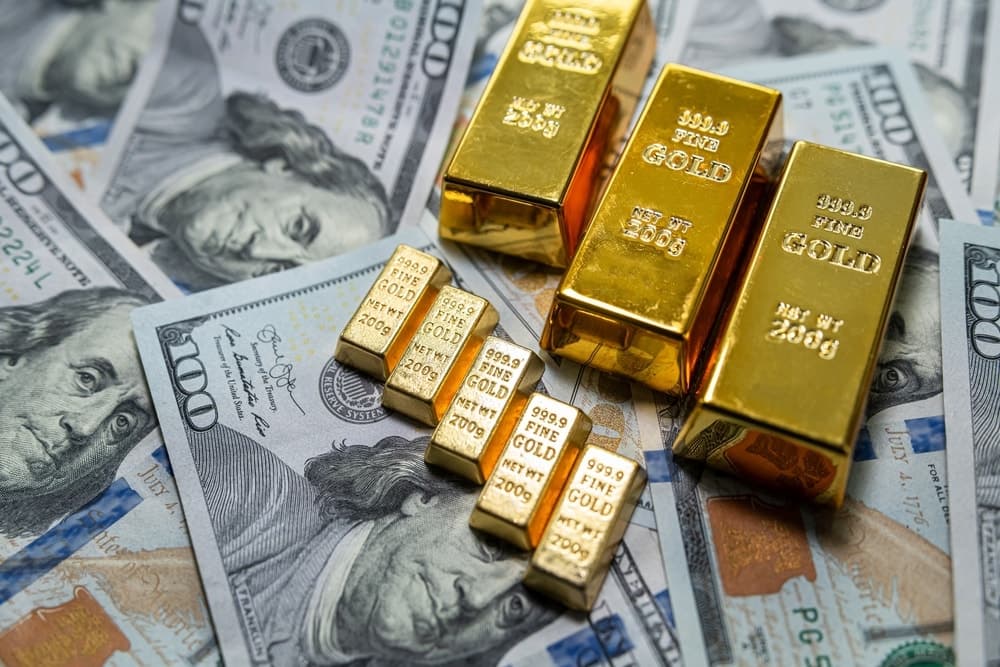 Major Financial Institution Revises Gold Price Predictions Amid Market Shifts